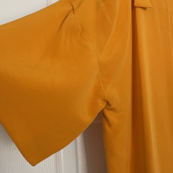 Tibi Cold Shoulder top - Picture 6 of 6